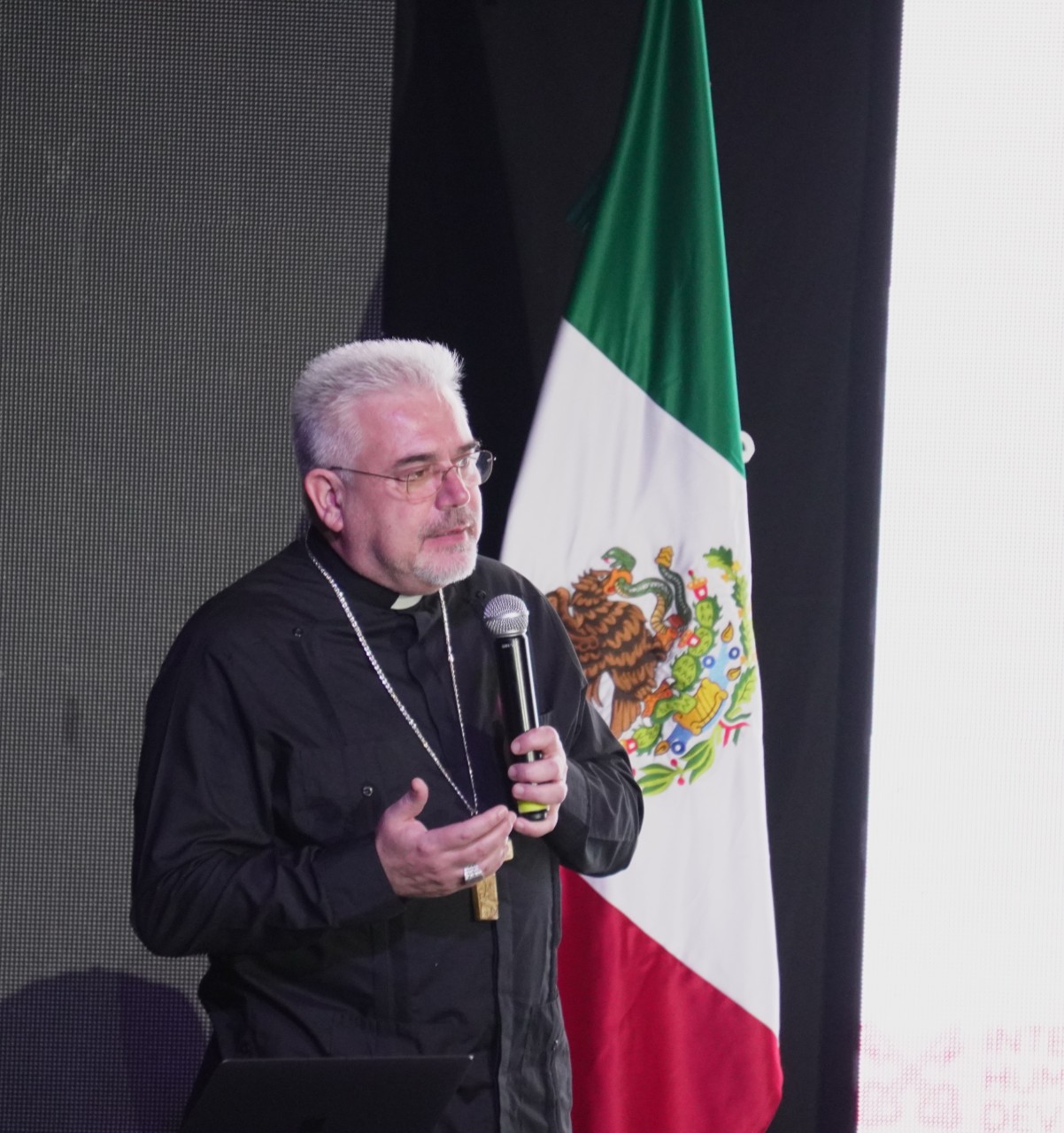 Cardinal Fabio Baggio participates in the Human Mobility meeting in Mexico