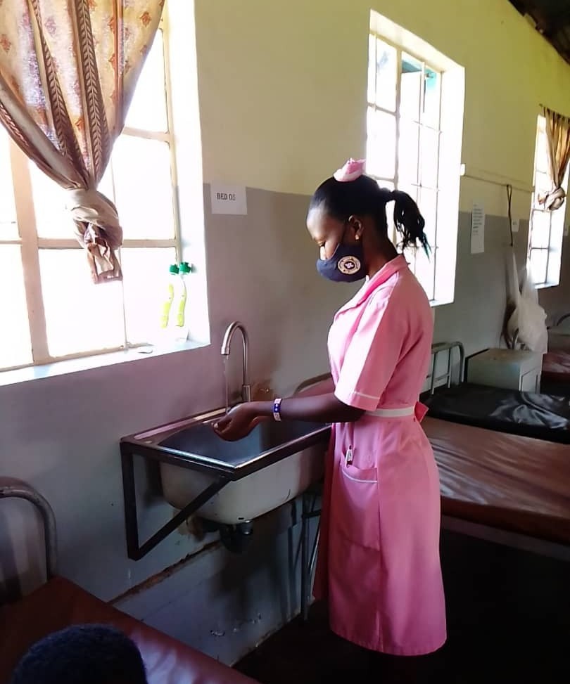 Garantire l’acqua e l’igiene, permettere le cure: a Roma un’alleanza globale per la salute